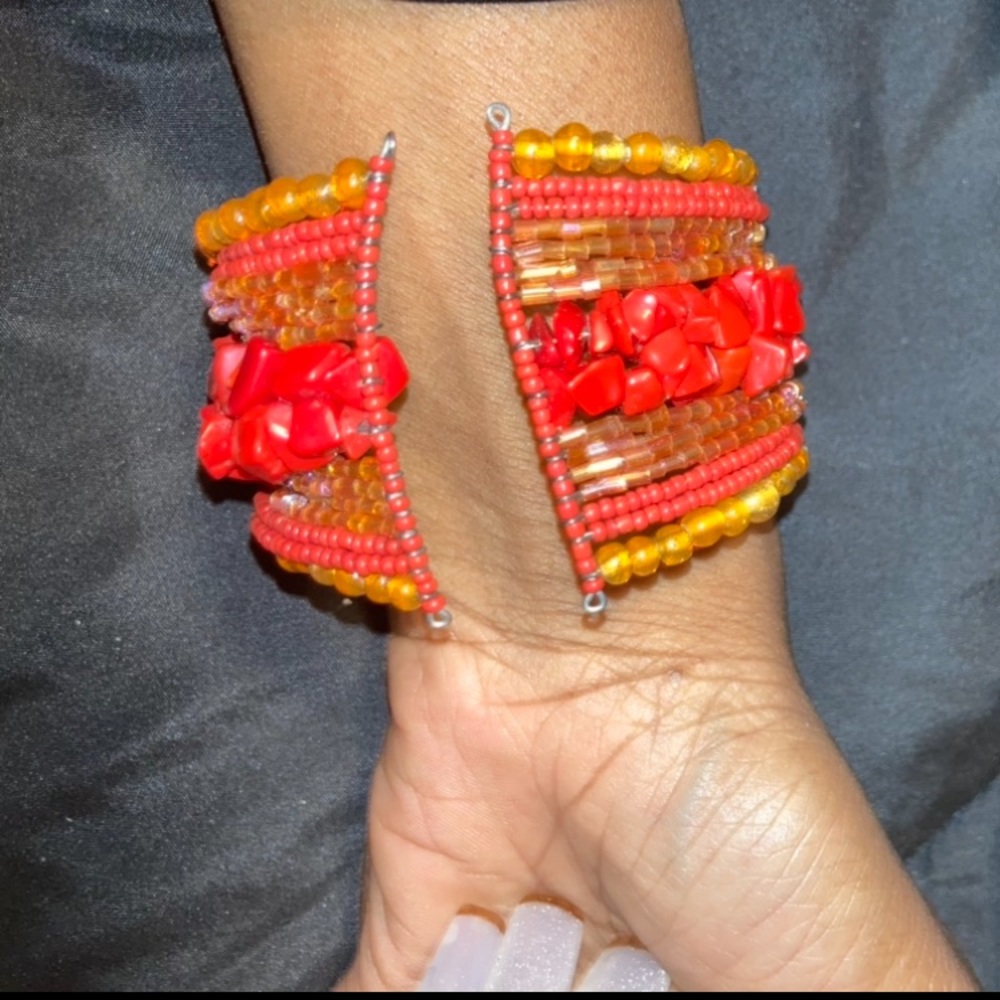 Cuff bracelet - Picture 2 of 2